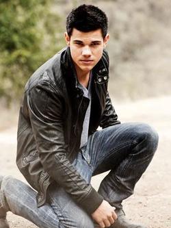 Taylor Lautner image.