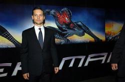 Latest photos of Tobey Maguire, biography.