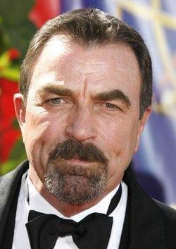 Latest photos of Tom Selleck, biography.