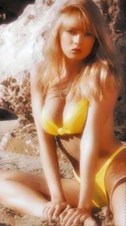 Traci Lords image.