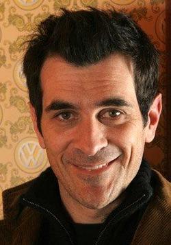 Latest photos of Ty Burrell, biography.