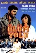 Olum yolu - movie with Kadir Inanir.