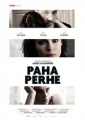 Paha perhe film from Aleksi Salmenpera filmography.